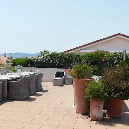 Beautiful T4 'ile O Marine' With Sea Viewair Conditioningparking Jacuzzi Διαμέρισμα *